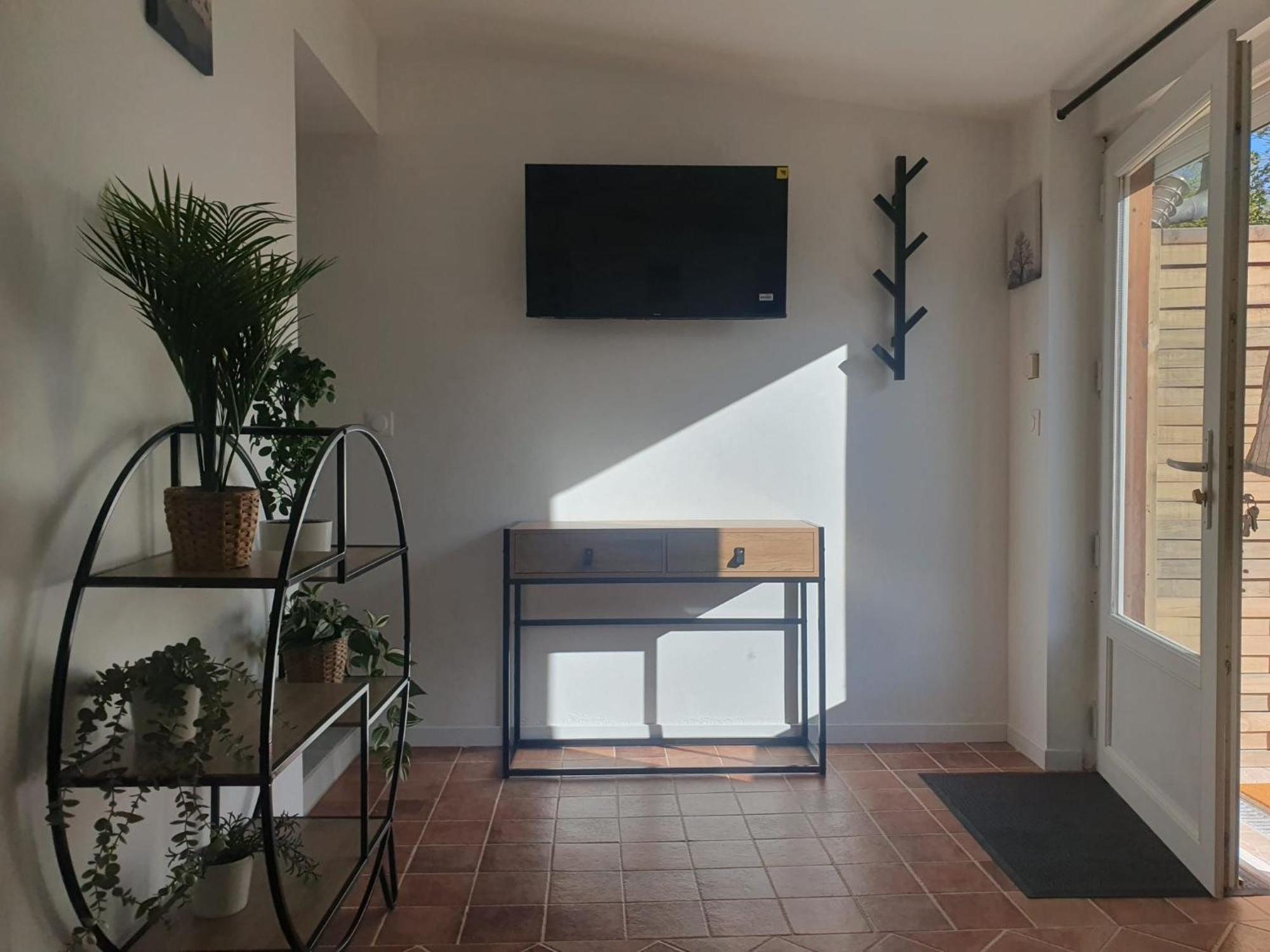 Maison Plain Pied Avec Jardin Вильнёв-ле-Руа Экстерьер фото
